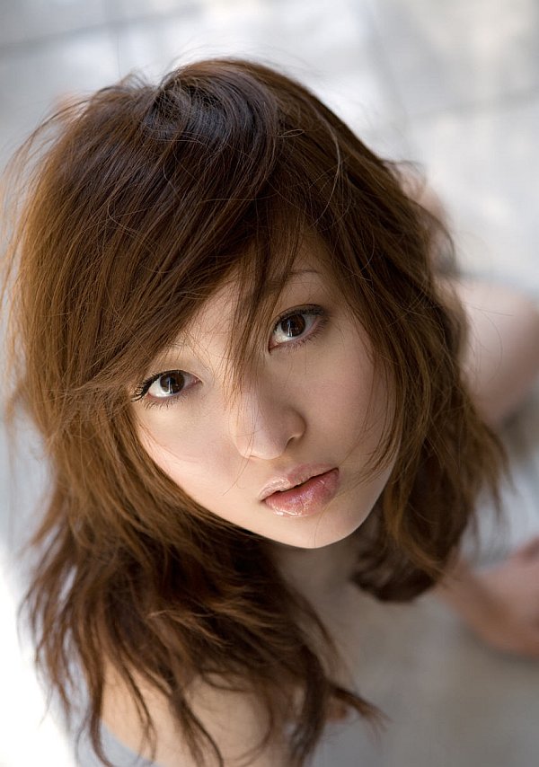 http://www.idols69.net/pictures/657-Maiko-Kazano/01.jpg